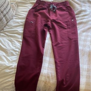 FIGS HIGH WAISTED YOLA PANT in Burgundy
